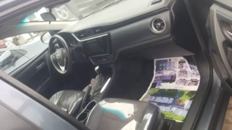 Toyota Corolla   - 2013