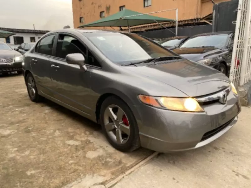 Honda Civic   - 2006