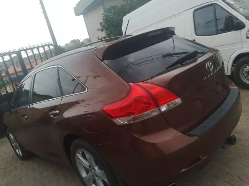 Toyota Venza   - 2010