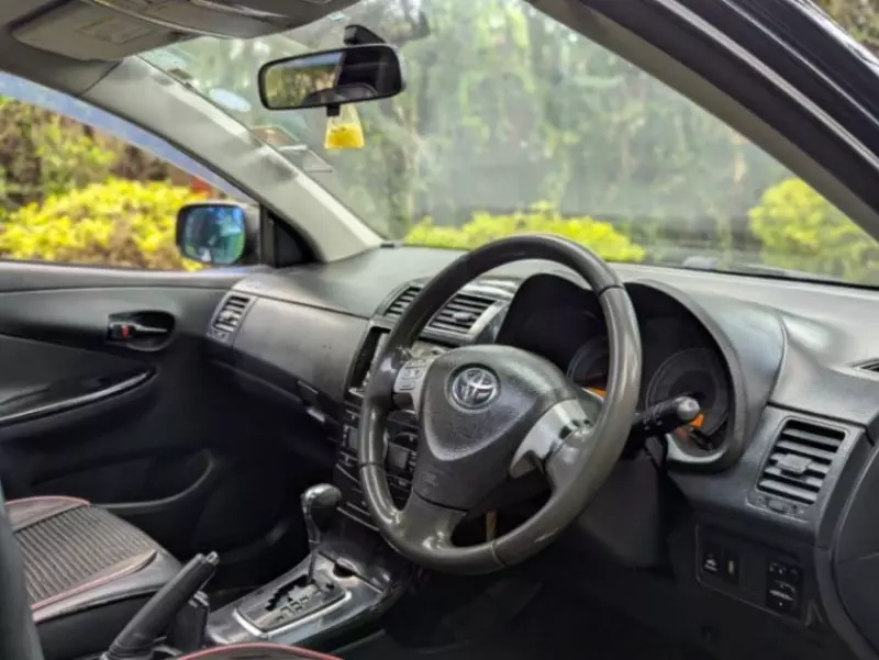 Toyota Fielder    - 2011