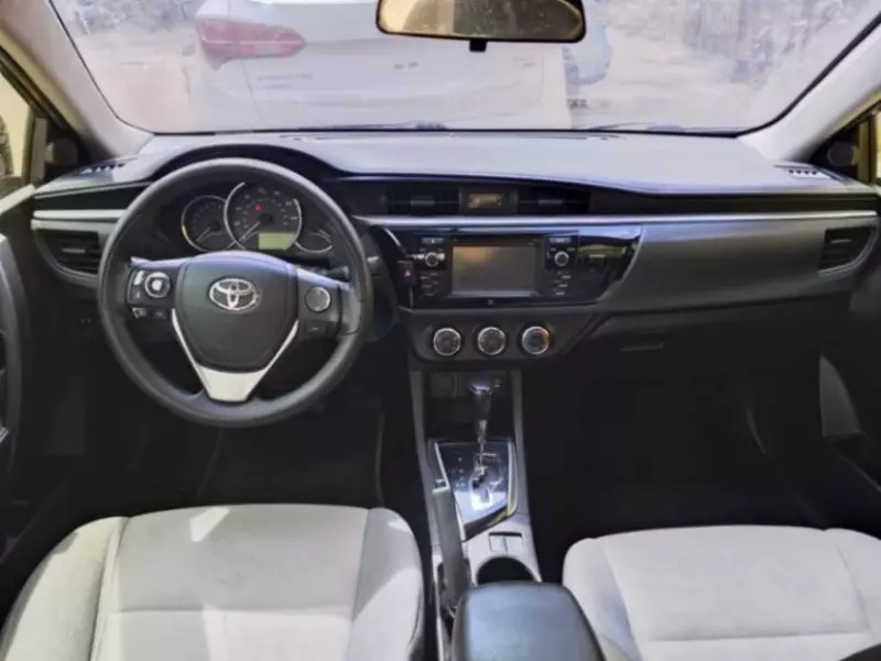 Toyota Corolla   - 2016