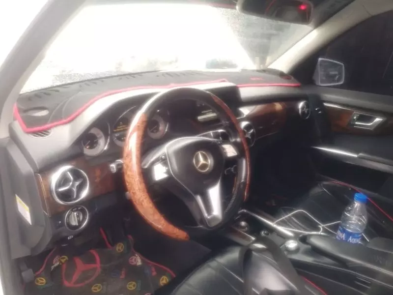 Mercedes-Benz GLK 350   - 2014