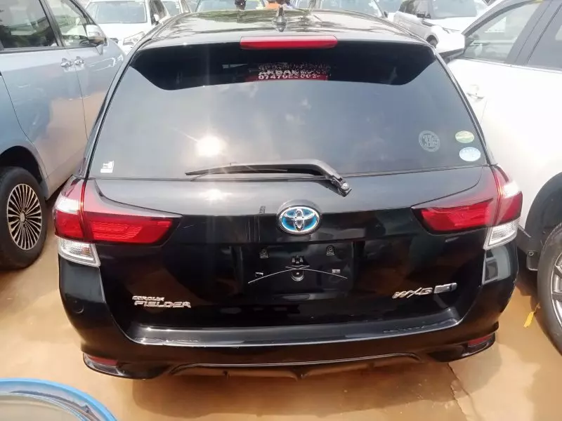 Toyota Fielder hybrid