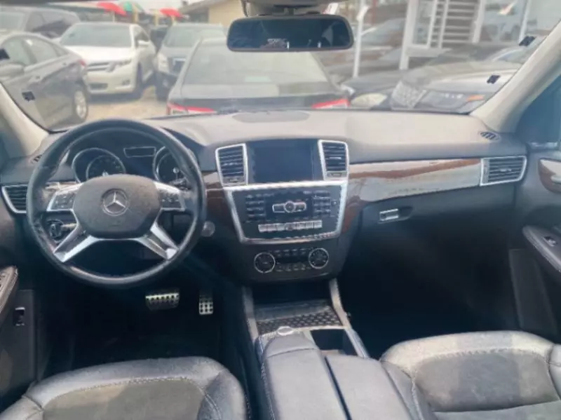 Mercedes-Benz ML 350