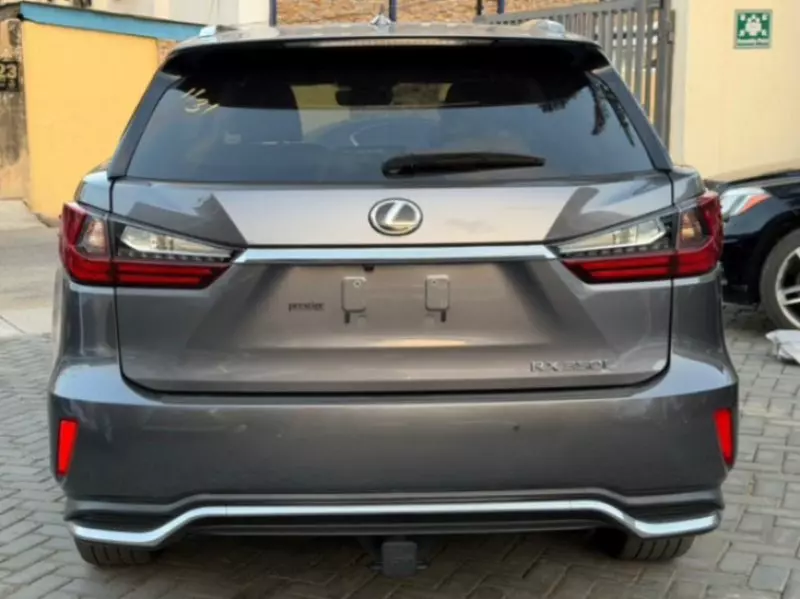 Lexus RX   - 2018