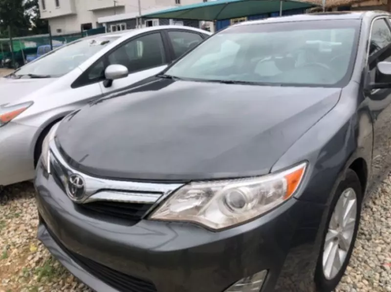 Toyota Camry   - 2014