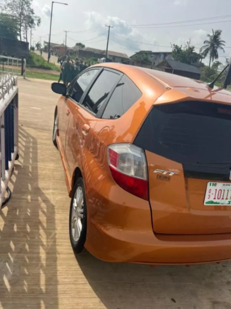 Honda Fit   - 2009