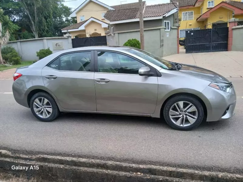 Toyota Corolla   - 2016