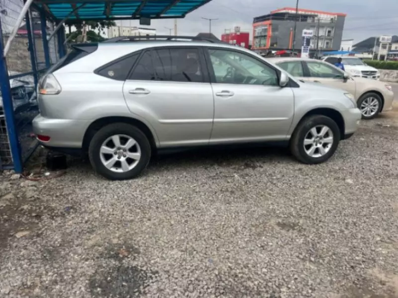 Lexus RX 330