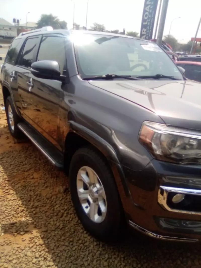 Toyota 4Runner   - 2018