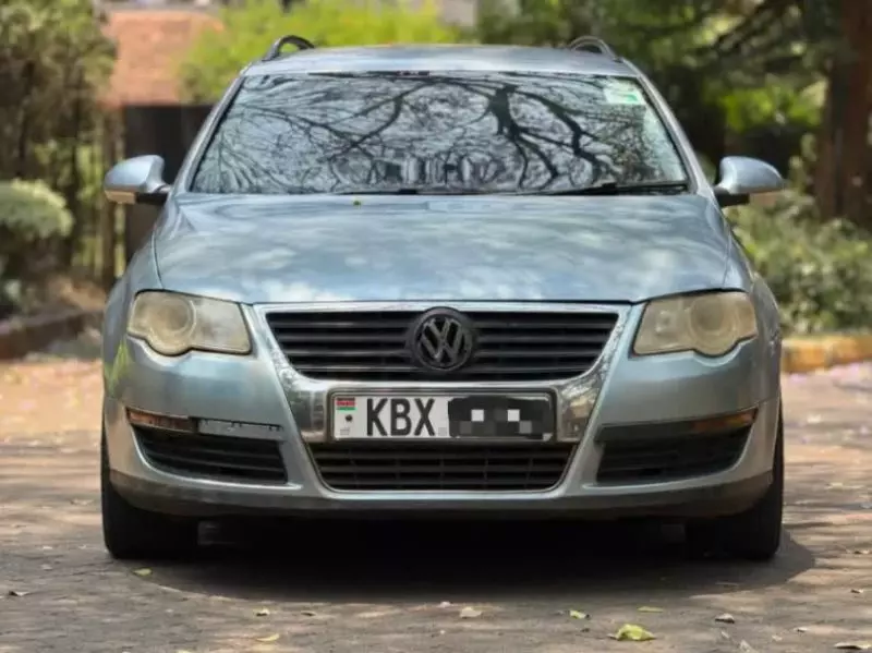 Volkswagen Passat   - 2007