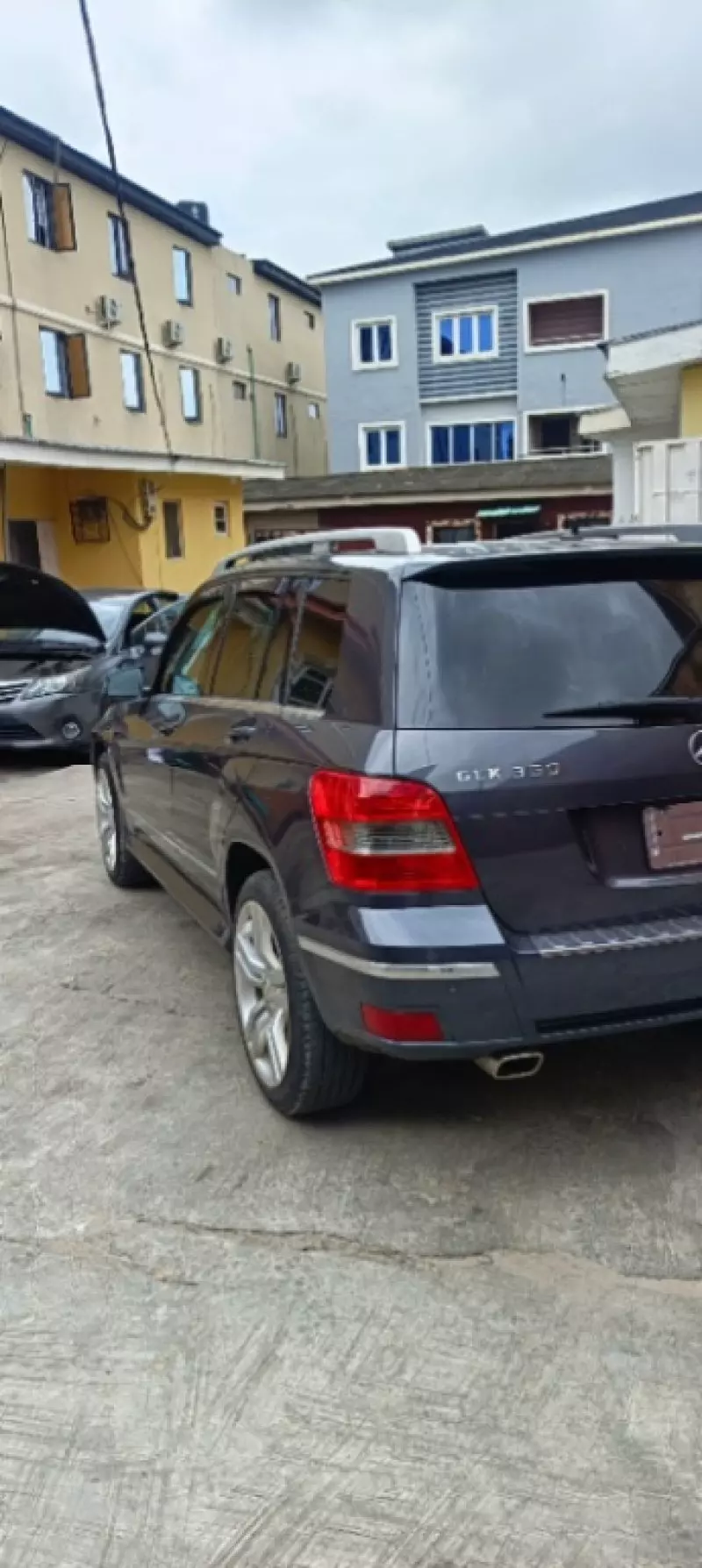 Mercedes-Benz GLK 350   - 2010