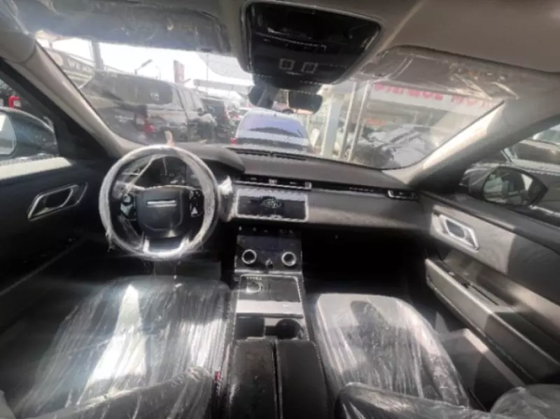 Land Rover Range Rover Velar   - 2020