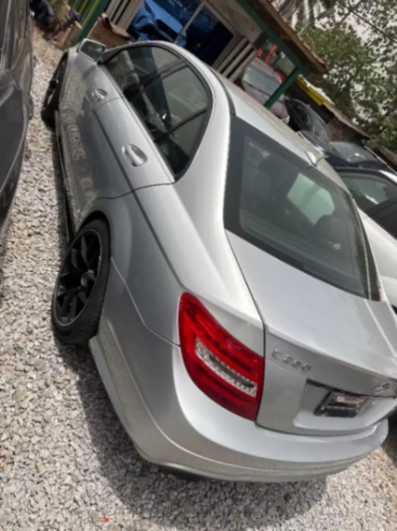 Mercedes-Benz C 250