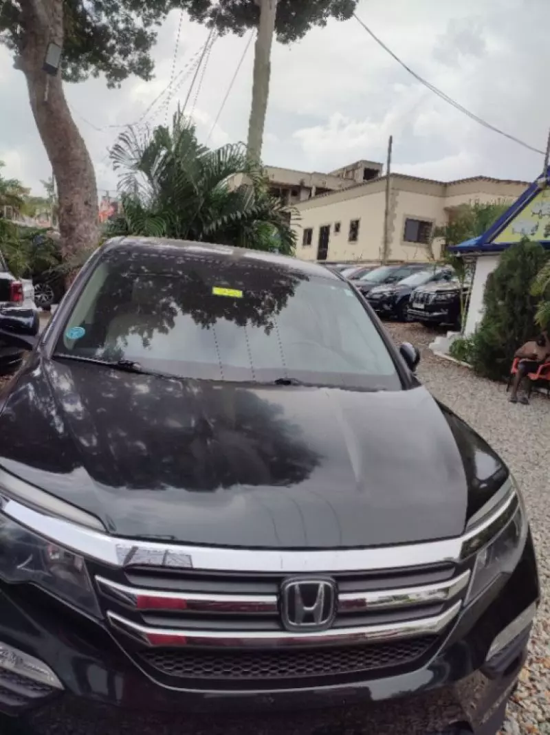 Honda Pilot   - 2016