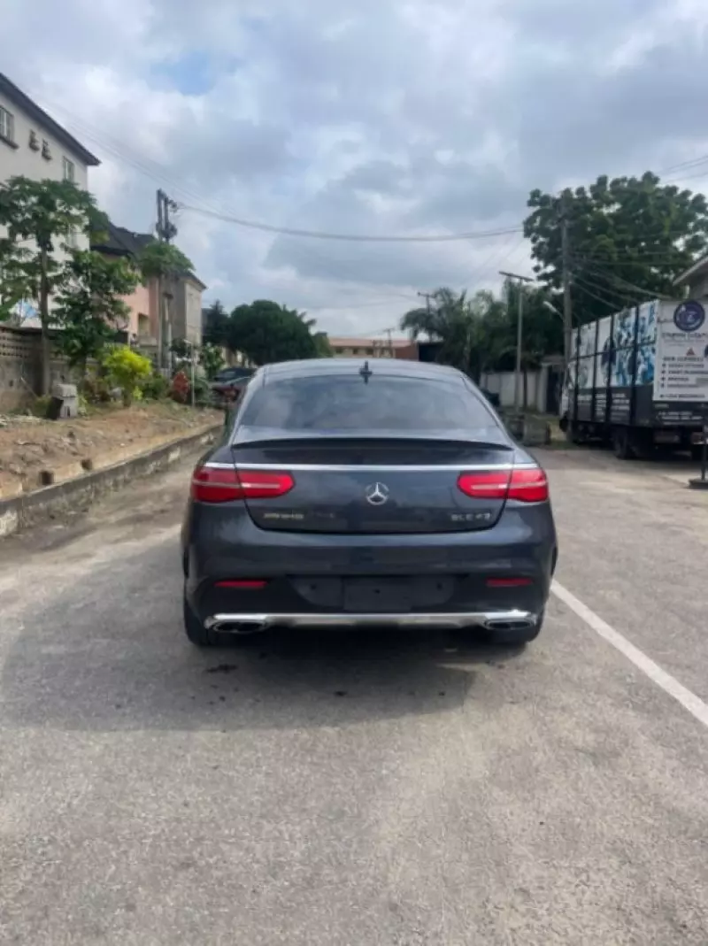 Mercedes-Benz GLE 43 AMG   - 2016