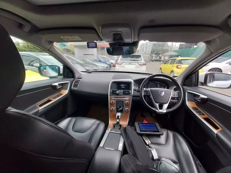 Volvo XC60   - 2017