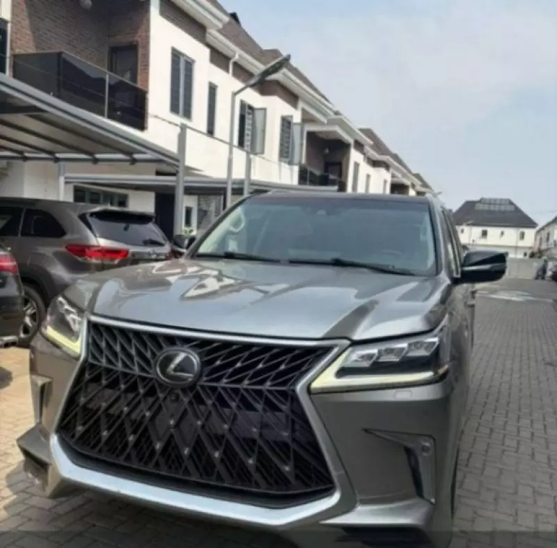 Lexus LX 570