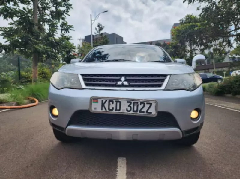 Mitsubishi OUTLANDER   - 2008