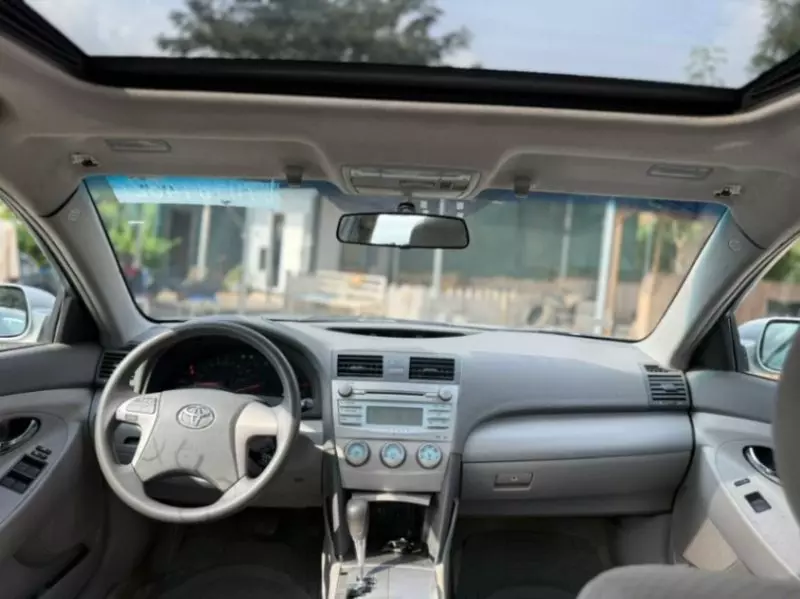 Toyota Camry   - 2008