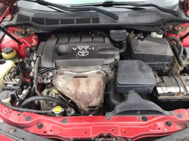 Toyota Camry   -