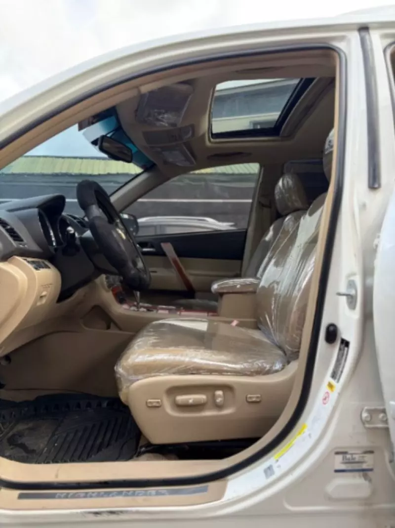 Toyota Highlander   - 2009