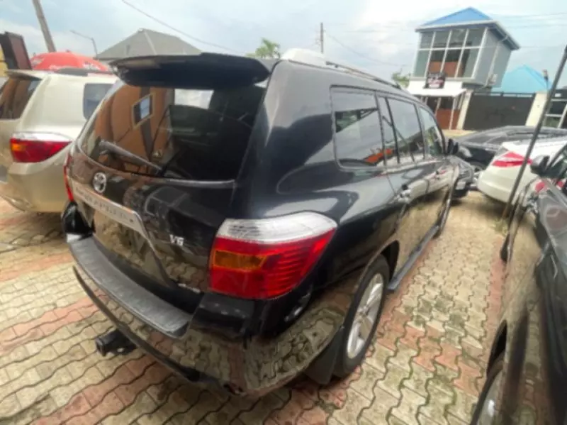 Toyota Highlander   - 2008