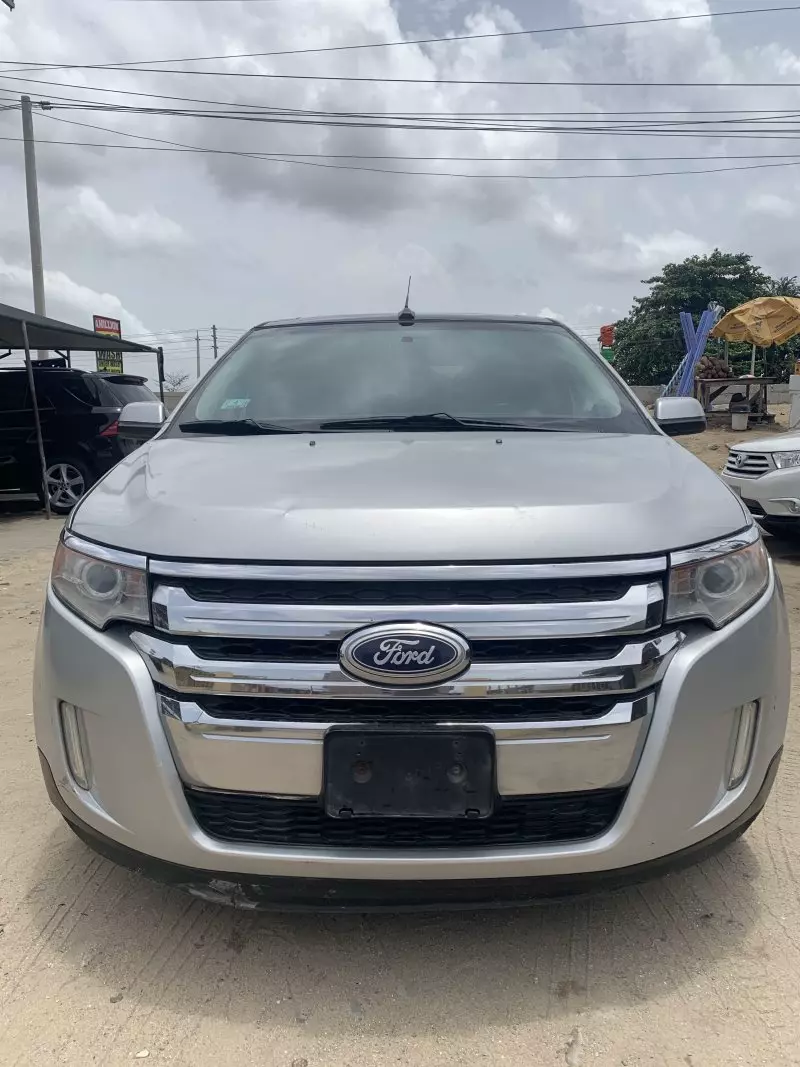 Ford Edge   - 2013