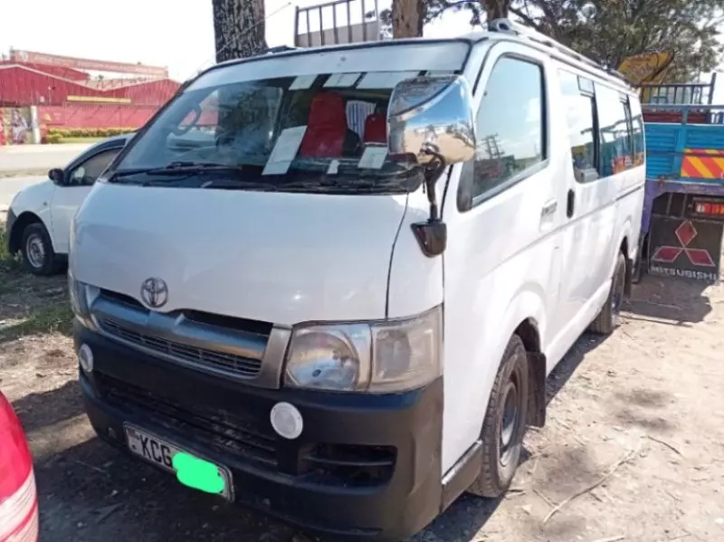 Toyota Hiace   - 2007