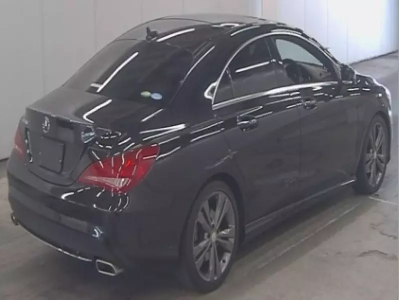 Mercedes-Benz CLA 180   - 2015