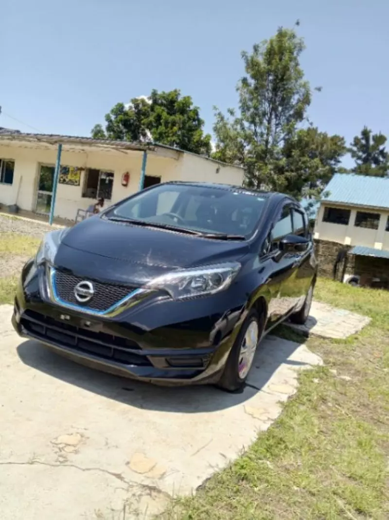 Nissan 100 NX   - 2018