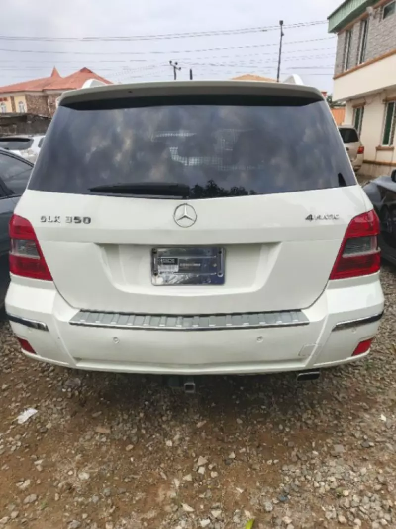 Mercedes-Benz GLK 350   - 2011