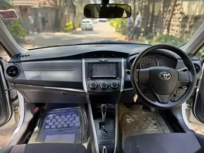 Toyota Fielder    -