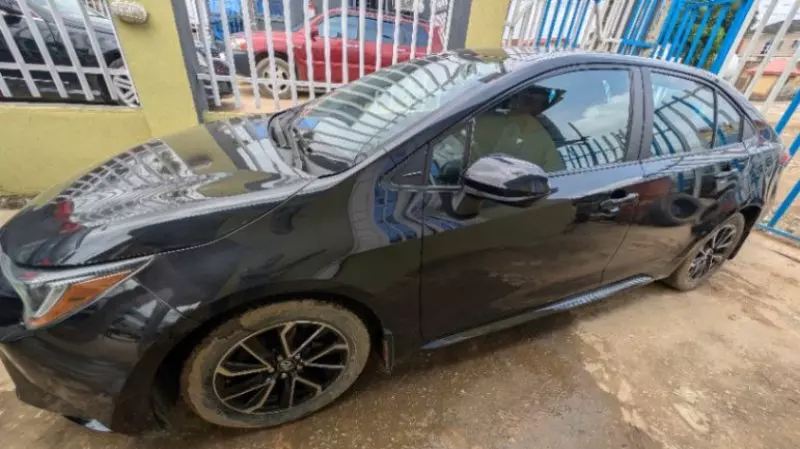 Toyota Camry   - 2020