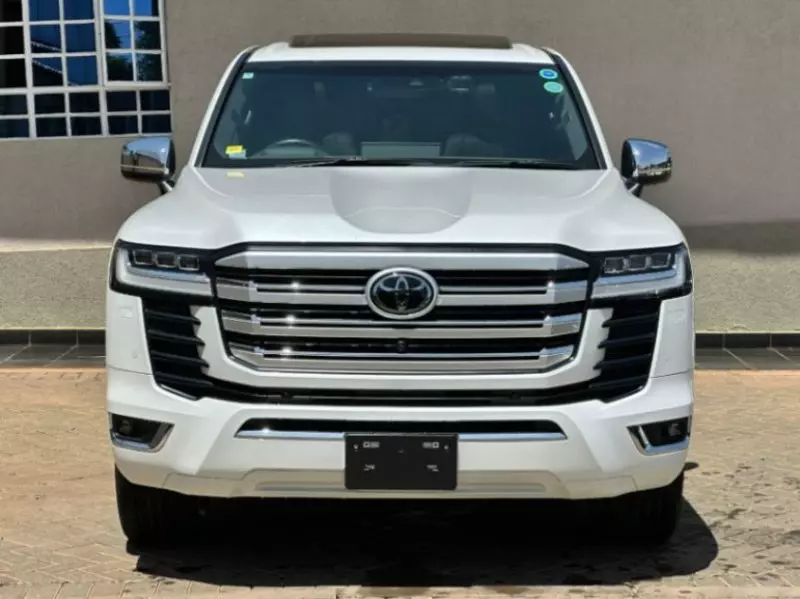 Toyota LAND CRUISER 300 LC300