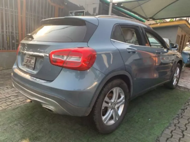 Mercedes-Benz GLA-Class