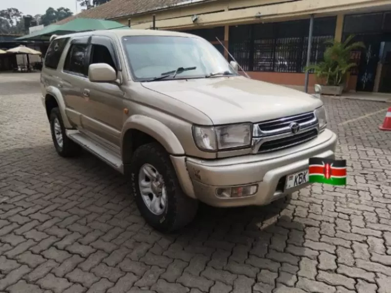 Toyota Hilux   - 2010