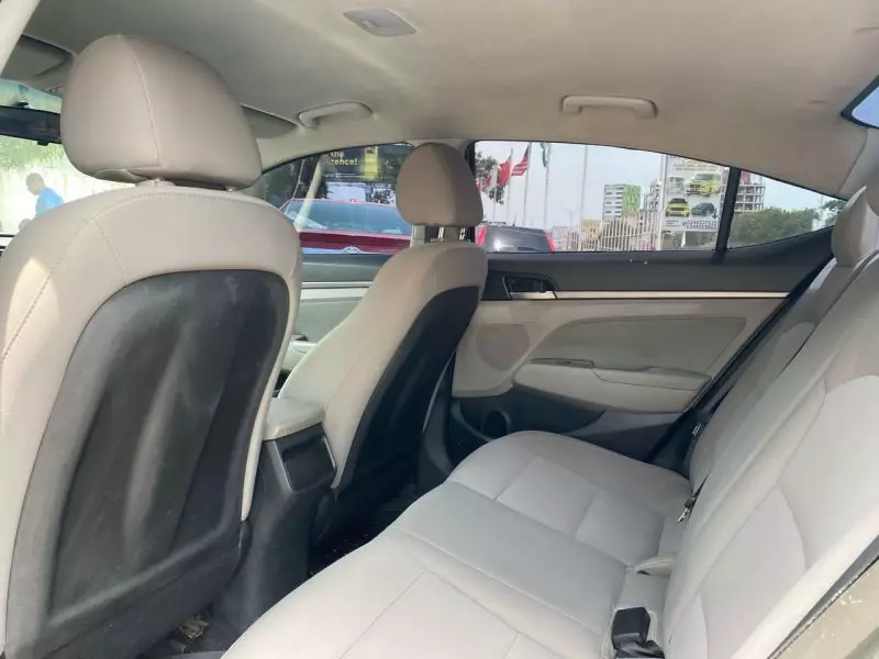 Hyundai Elantra   - 2017