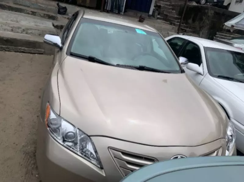 Toyota Camry   - 2007