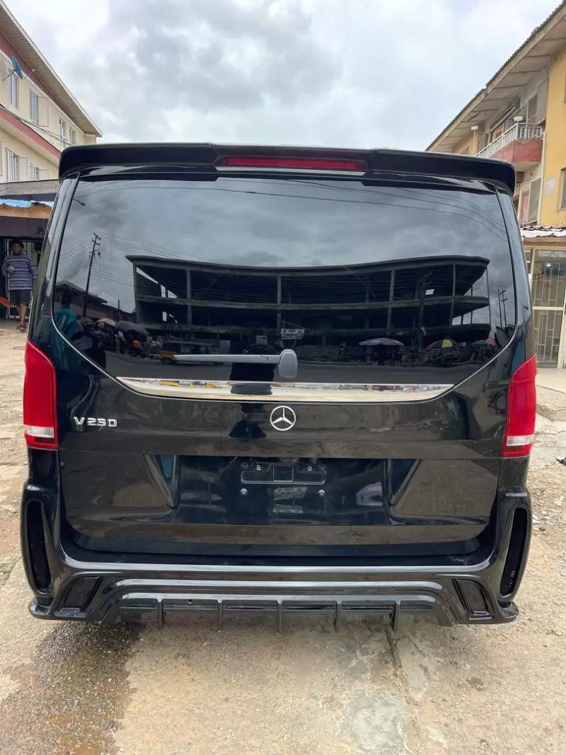 Mercedes-Benz V 250   - 2016