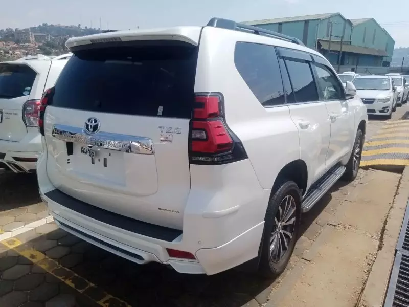 Toyota Landcruiser Prado