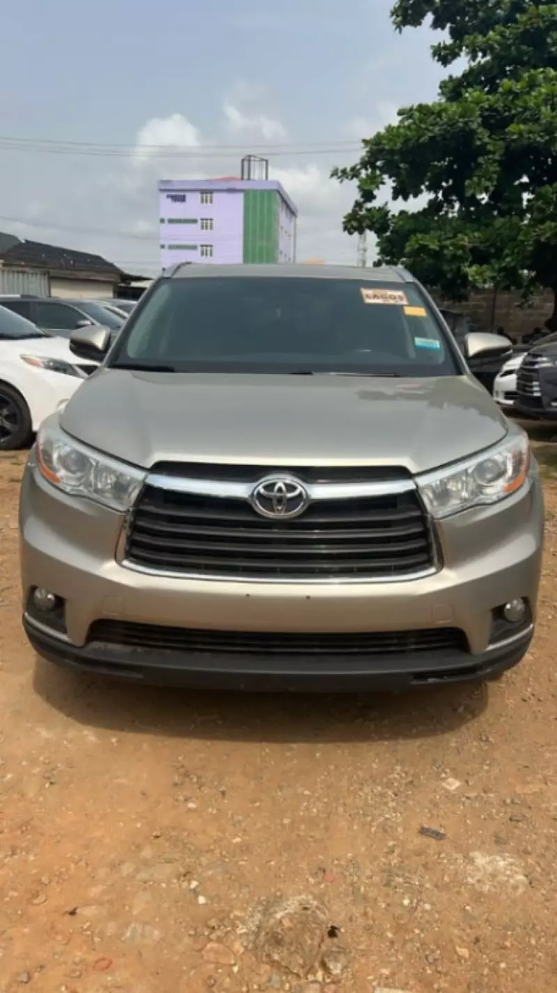 Toyota Highlander - 2014