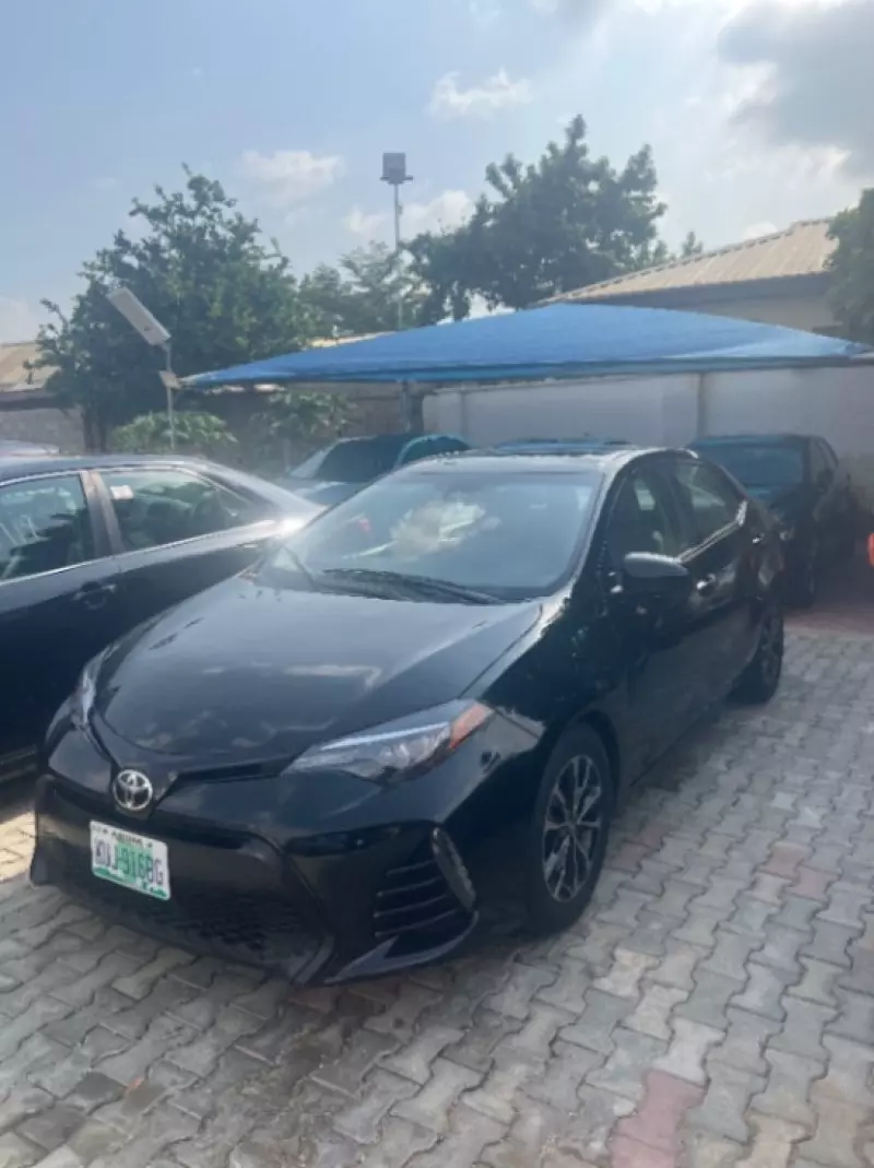 Toyota Corolla   - 2017