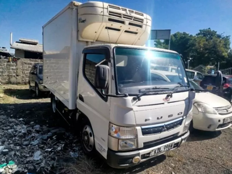 Mitsubishi Fuso Canter   - 2017