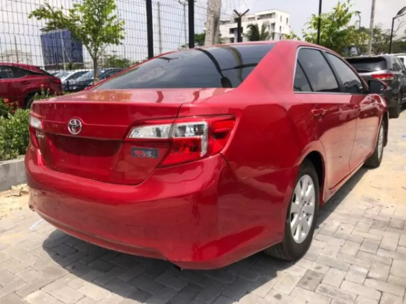 Toyota Camry - 2014