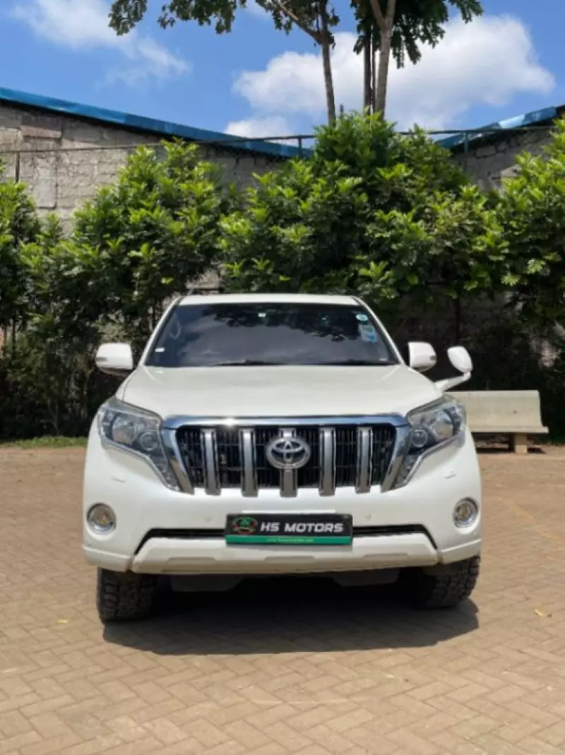 Toyota Landcruiser Prado   - 2017