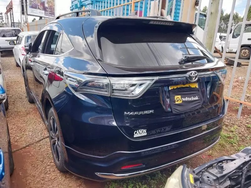 Toyota Harrier   - 2015