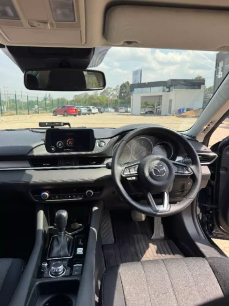 Mazda 6   - 2020