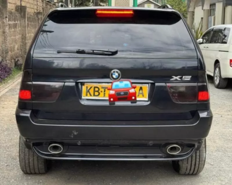 BMW X5   - 2005