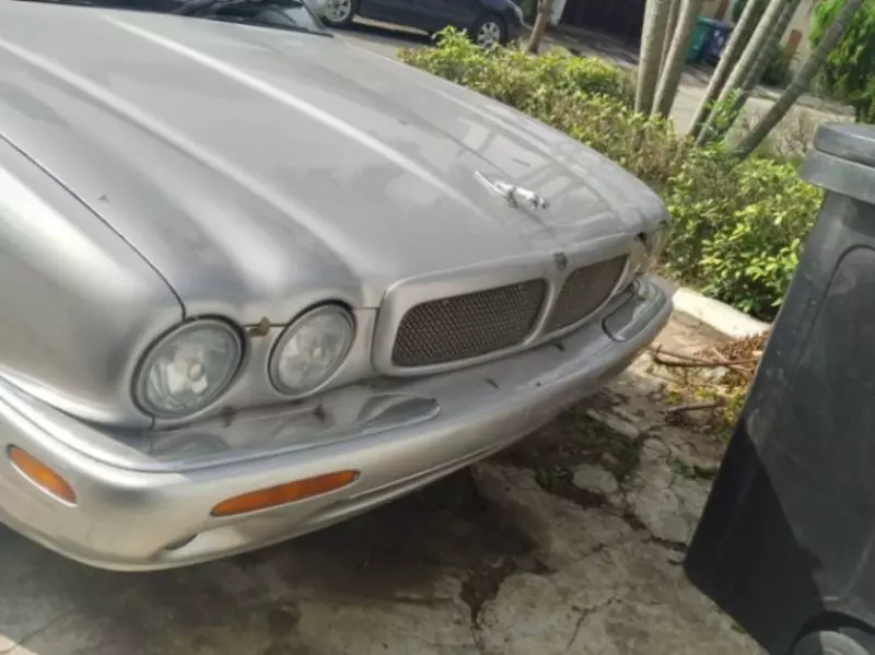 Jaguar XJ   - 2000
